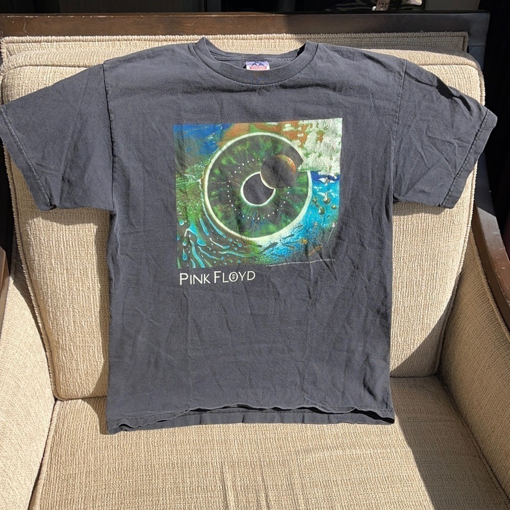 𝅺X: Men’s Pink Floyd AAA Charcoal Gray 2004 Crew Neck T-Shirt